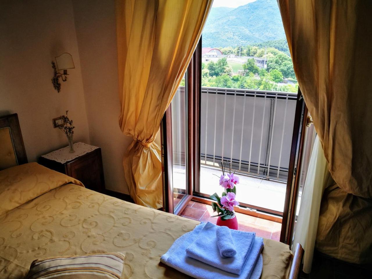 L'Antico Ritrovo Bed & Breakfast Moliterno Ngoại thất bức ảnh